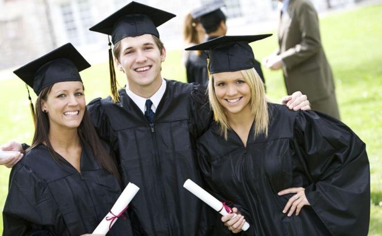 Образовательные кредиты остались без господдержки Образовательные кредиты остались без господдержки