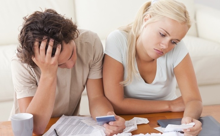 Стать банкротом можно будет через МФЦ Стать банкротом можно будет через МФЦ